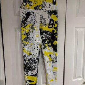 Women’s Graphic Print Leggings - Yellow, Black, White